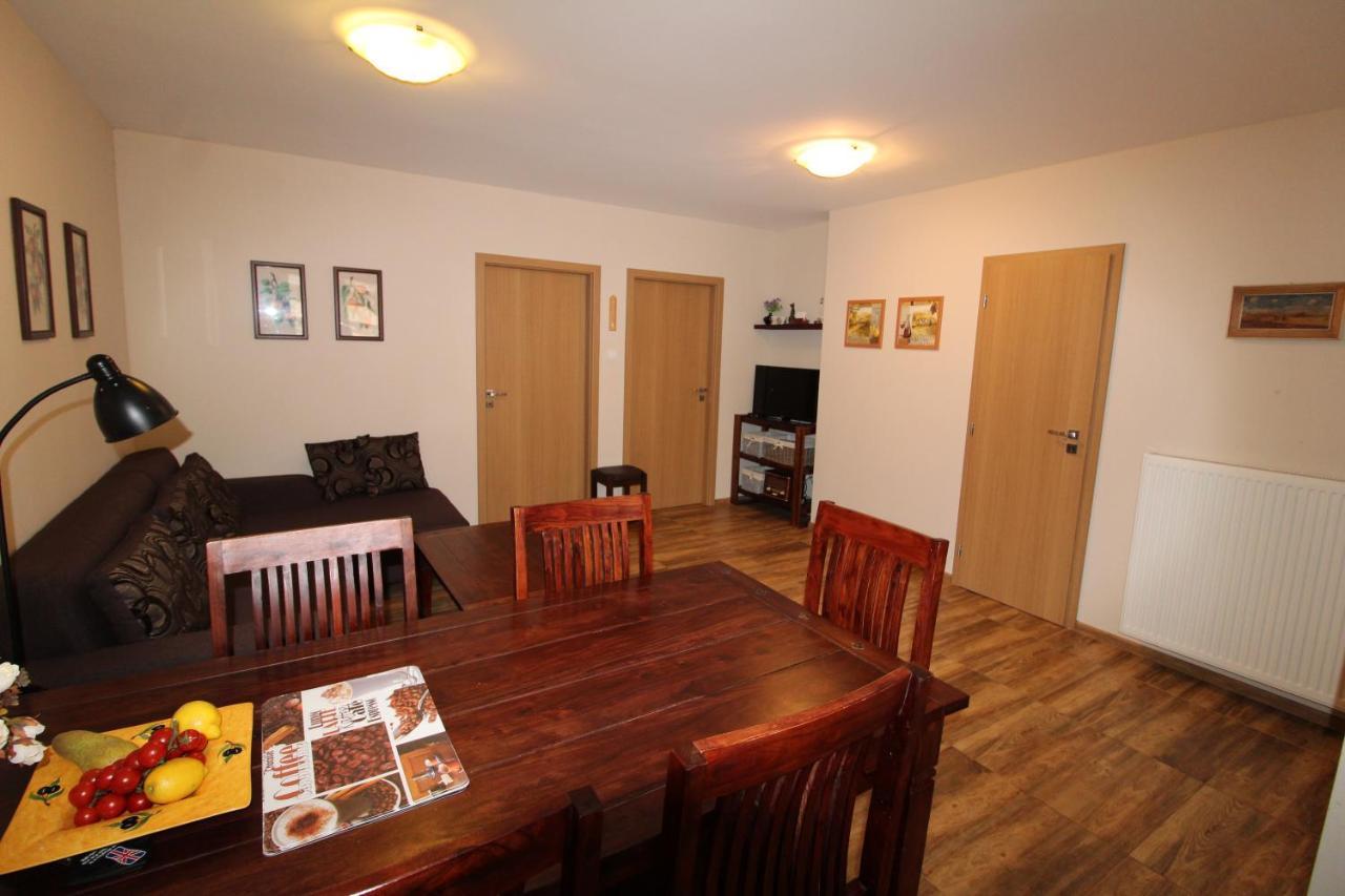 Apartman Baska Вельки-Славков Экстерьер фото